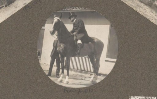 Equestrian scene at the Royal Forest Management Het Loo: man on horseback by a house