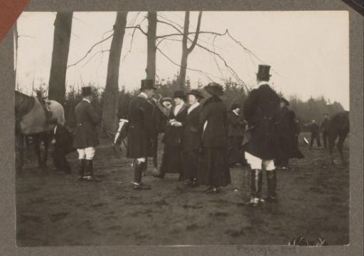 Equestrian scene at the Royal Forest Management Het Loo: riders by a wood