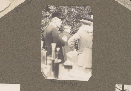 Equestrian scene at the Royal Forestry Department Het Loo: rider and spectators at a set table