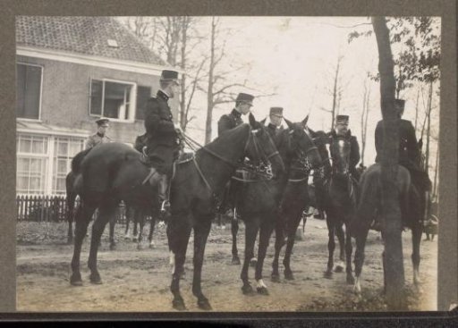 Equestrian scene at the Royal Forest Estate Het Loo: uniformed riders at a house