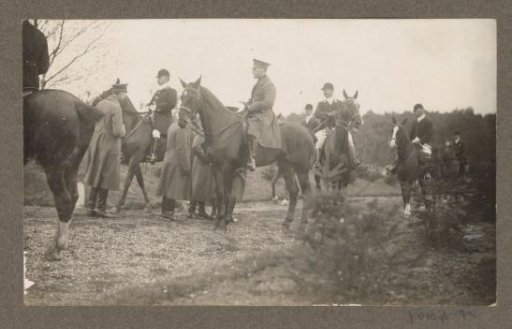 Equestrian scene at the Royal Forest Estate Het Loo: riders on a country road