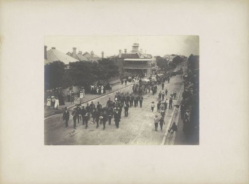 Funeral procession for the Consul General for Germany to Australia, Herr Peter F. Hermannkamp, in Sydney on 7 November 1900.