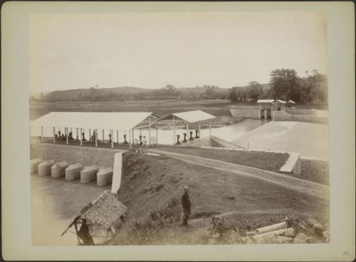 Bandjir Canal with waterworks in Semarang