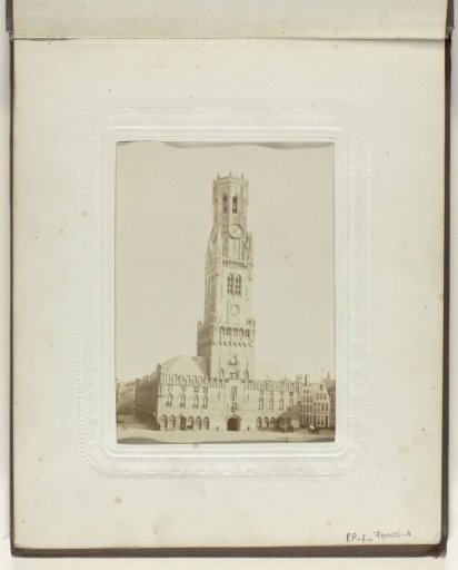 View of the city of Bruges at the Minnewater