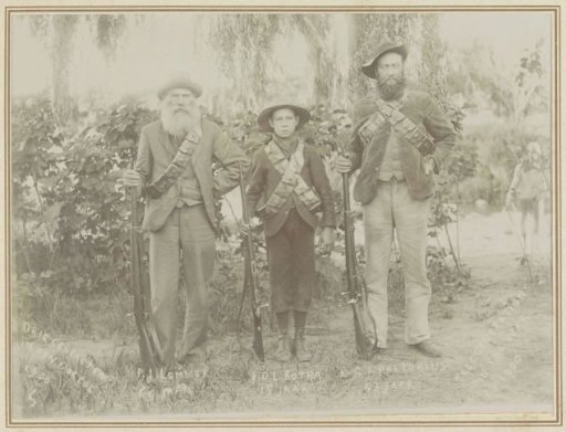 Group portrait of three participants in the Second Boer War: P.J. Lemmer (65), J.D.L. Botha (15) and G.J. Pretorius (43)