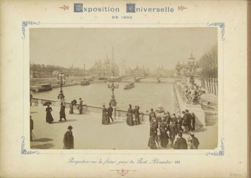 View of the Seine from the Pont Alexandre-III, towards the Eiffel Tower