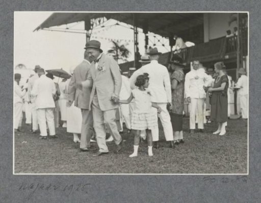 Man with child in Sumatra, possibly Eiso Bergsma and his daughter Netta
