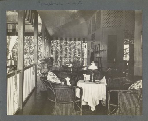 Gallery with furniture from a residence on Sumatra, Gerda Bergsma in the back