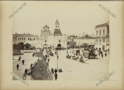 Square near the Ilyinka Gates (St. Elijah) in Moscow