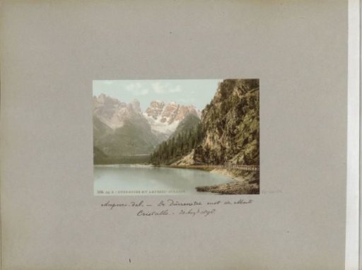 Road along the Dürrensee with Monte Cristallo in the background