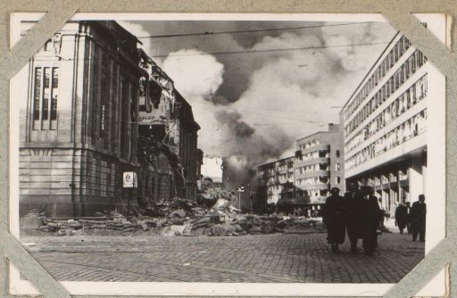 View of the Meent in Rotterdam with smoke clouds