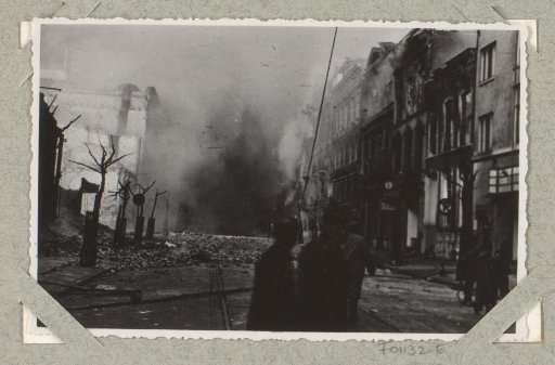 View of ruins and smoke clouds in the Witte de Withstraat in Rotterdam