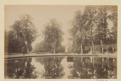 Park with pond in Brussels