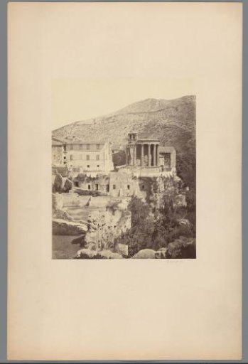 Temple of Vesta in Tivoli with the Hotel de la Sibylle next to it