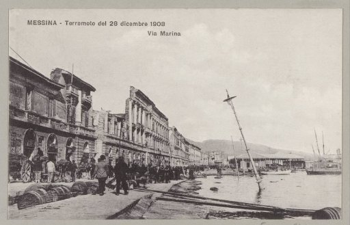 Quay in Messina with ruins of the earthquake of 28 December 1908