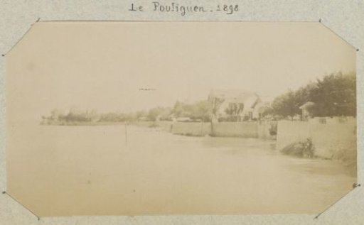 View of the coast of Le Pouliguen