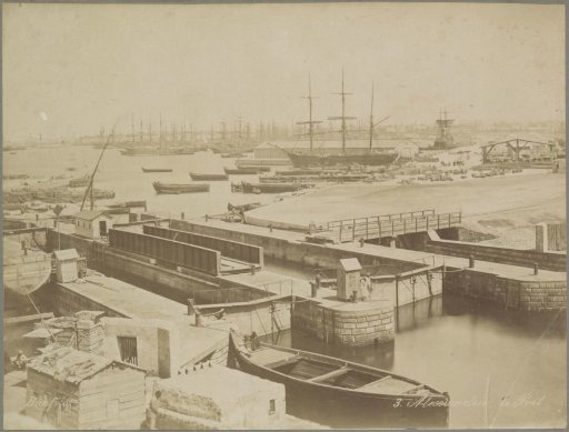 View of the locks in the harbour of Alexandria