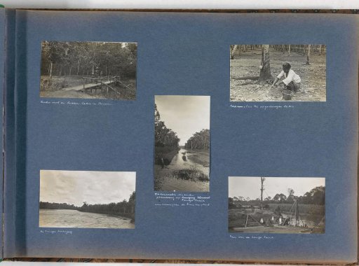 Men at a ferry crossing the Sungai Tassik River