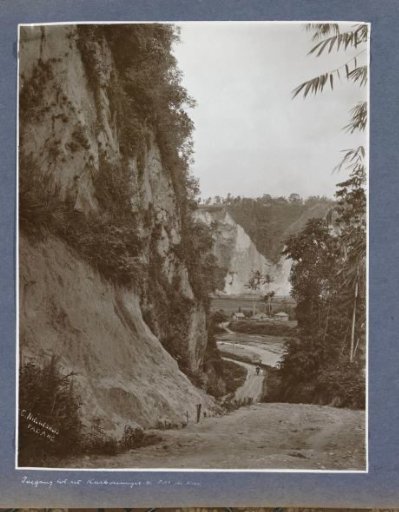 Access road to Karbouwengat near Fort de Cock in Sumatra