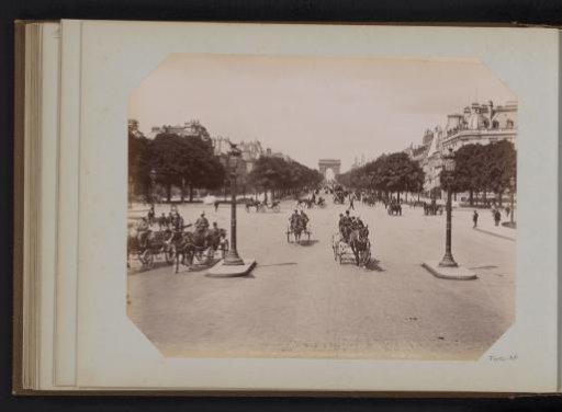 View of the Champs-Élysées with the Arc de Triomphe