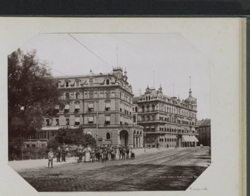 View of Hillmann's Hotel at Bremen