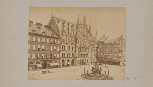 View of Marienplatz with the Neues Rathaus in Munich