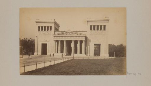 View of the Propylaea in Munich