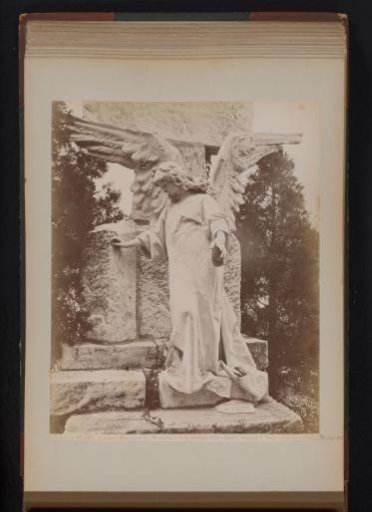 Monument by Enrico Butti for the Cavi family on the Cimitero Monumentale in Milan