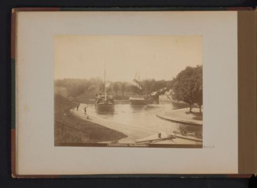 Locks with two boats, the Lidköping and the Jupiter, in Trollhättan