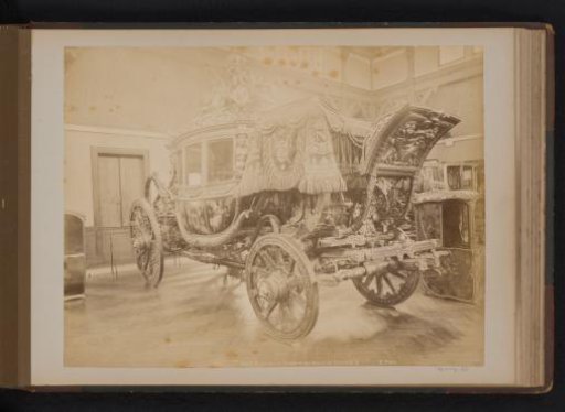 Carriage of Charles X in the Petit Trianon in Versailles
