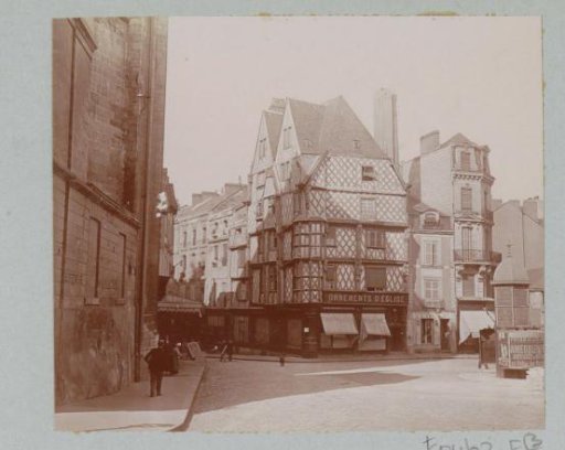 Street with half-timbered house 'Maison de l'Arbre de Vie' on Place Sainte-Croix in Angers