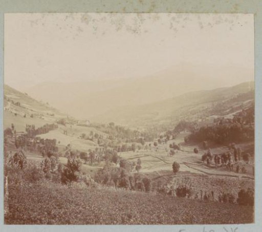Landscape with wooded mountain slopes, probably in the Pyrenees