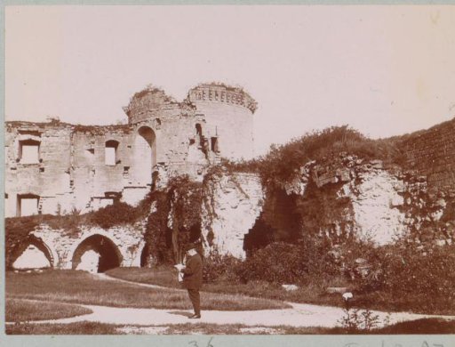 View of the ruins of the Castle of Coucy