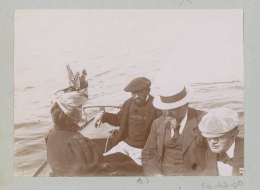 Four persons in a sailboat, presumably off Le Moulleau near Arcachon