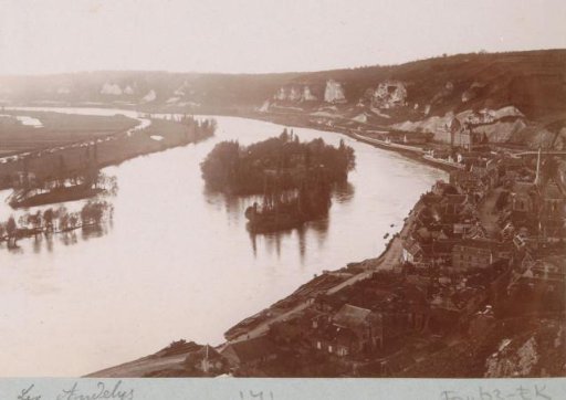 View of the Seine and an island near Les Andelys