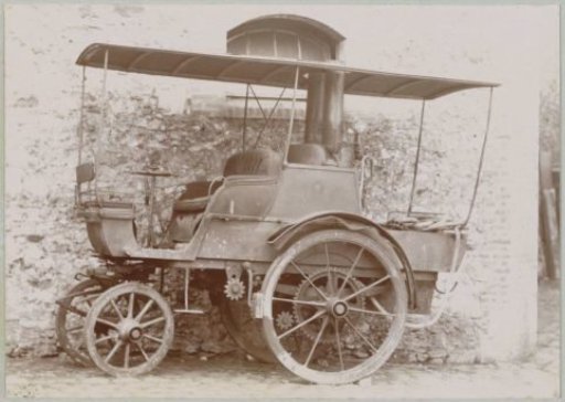 Automobile with exhaust pipes through the roof in France