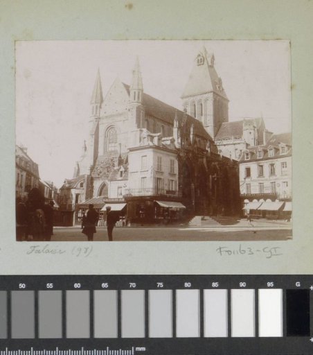 View of a square in Falaise with L'église Saint-Gervais-Saint-Protais in the background