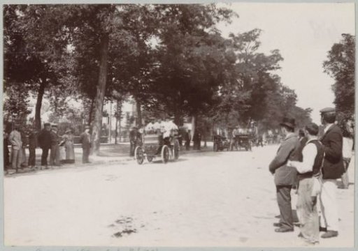 Start of the Paris-Amsterdam automobile race