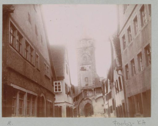 View of the Klingentor in Rothenburg ob der Tauber