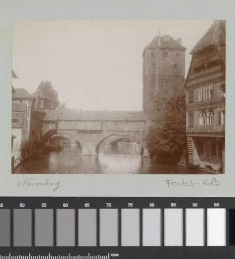 View of the Henkersteg bridge between the water tower (right) and the Henkertoren (left) in Nuremberg