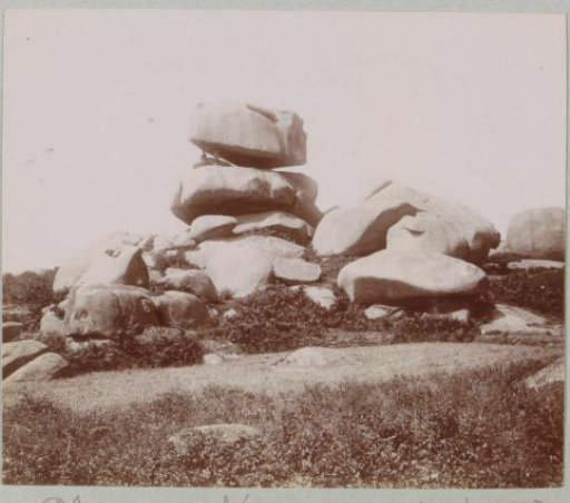 Rock formation on the coast of Ploumanach