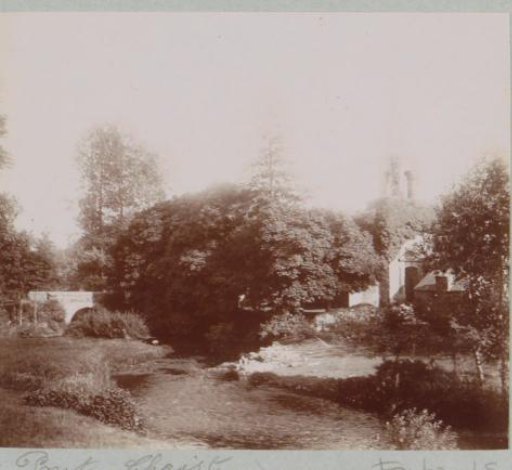 Ruin of the Chapelle Notre-Dame du Bon Secours in Pont Christ (Brittany)