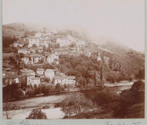 View of Saint-Ilpize on the Allier