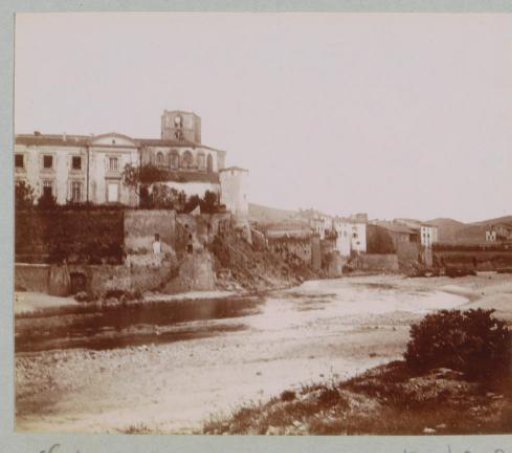 View of Lavoûte-Chilhac on the Allier