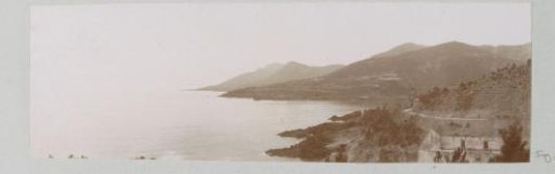 View of the coast near (probably) Carqueiranne