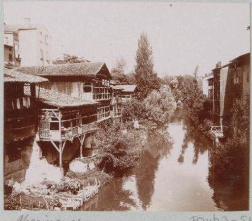 Tanneries along the Morge in Maringues