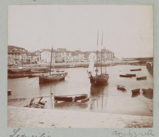 View of the harbour of Lekeitio