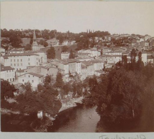 View of Olliergues on the La Dore