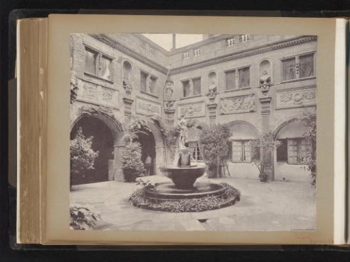 Courtyard of the Château de Pierrefonds