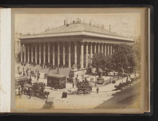 Horse-drawn trams in front of the Palais Brongniart